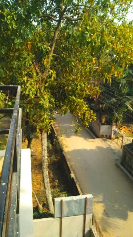 Ashirwad Homestay Ґувахаті Екстер'єр фото