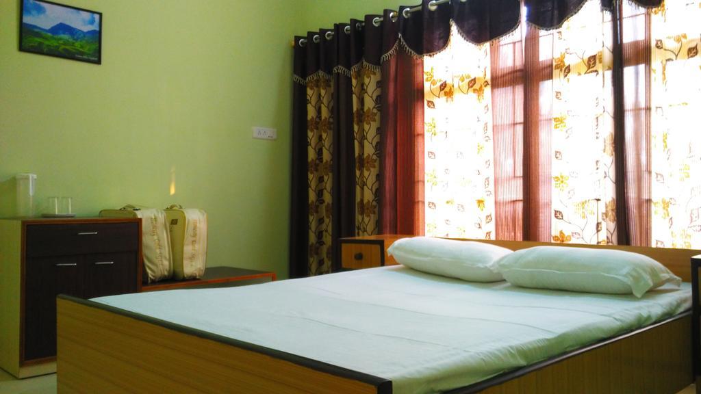 Ashirwad Homestay Ґувахаті Екстер'єр фото